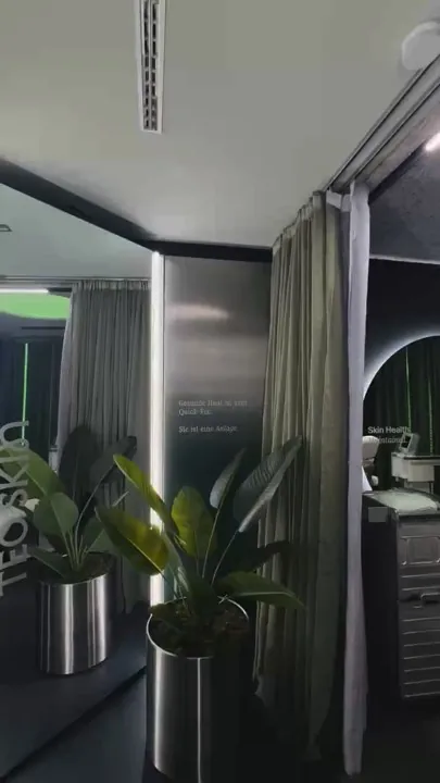 Behandlungsraum im TEO SKIN Studio Berlin Mitte, Torstraße 103