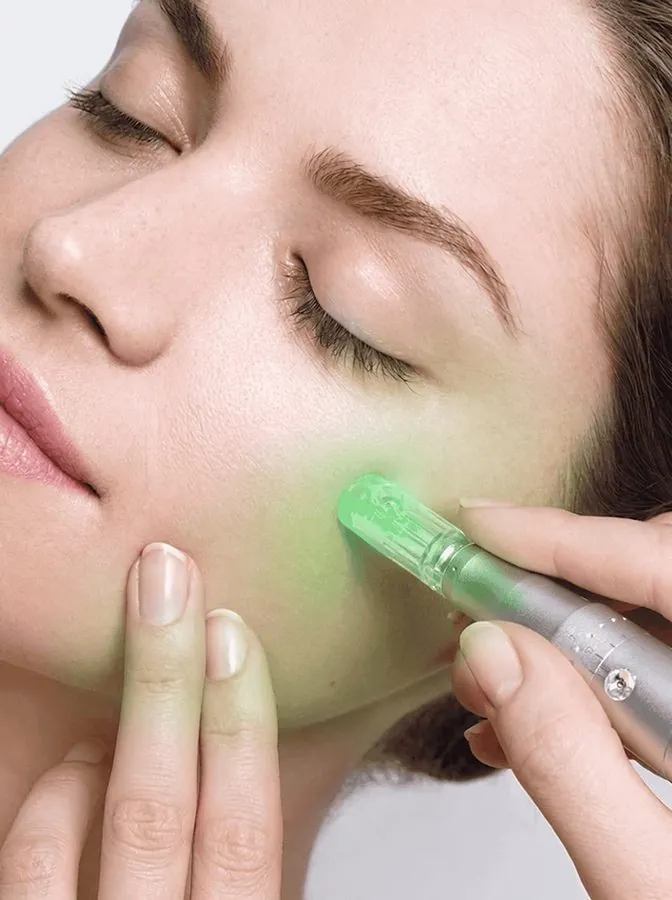 TEO SKIN Microneedling + LED