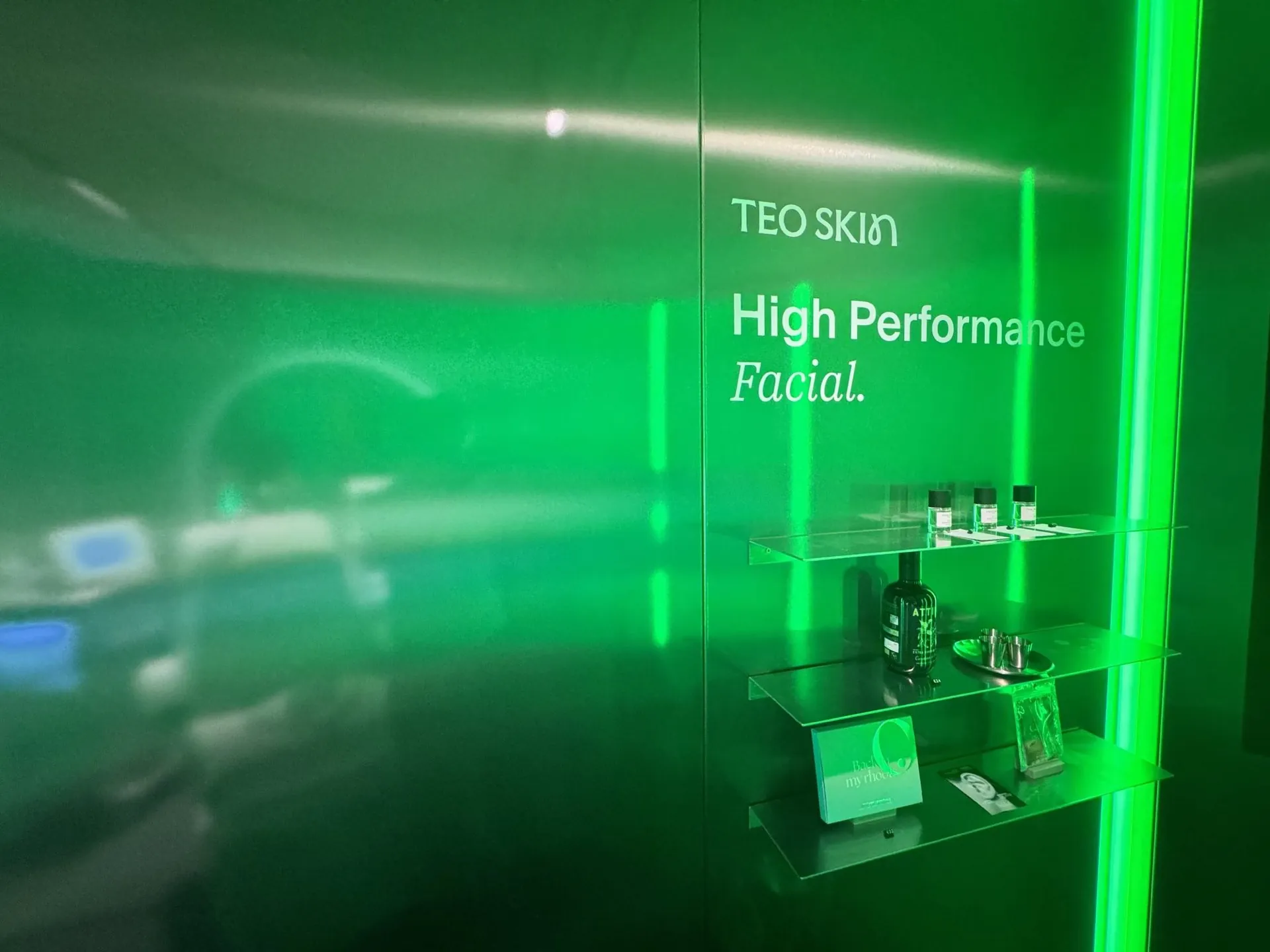 Behandlungsraum im TEO SKIN Studio Berlin Mitte